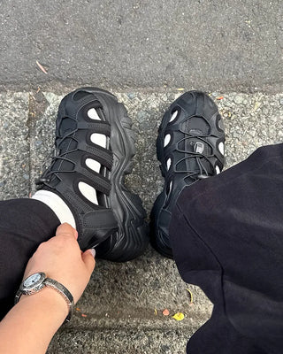 Outdoor mood string sandals