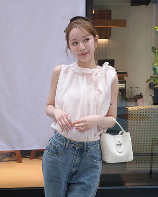 Cube design handbag