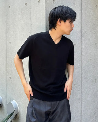 Linen V-neck short-sleeved knit