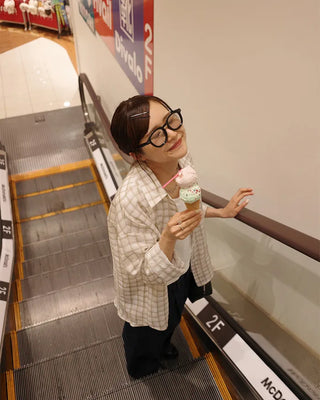 Loose-fit checkered shirt