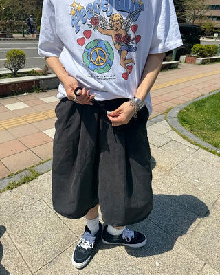 Wide Bermuda shorts