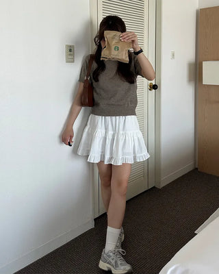 Elastic waist cantilever mini skirt