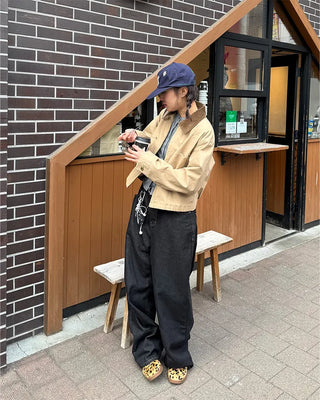 Brown stitch denim pants
