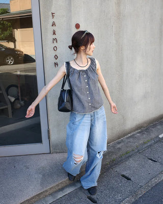 Distressed wide-leg denim pants
