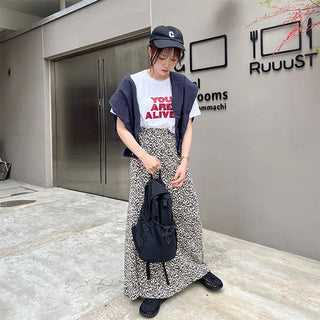 Leopard print pleated skirt