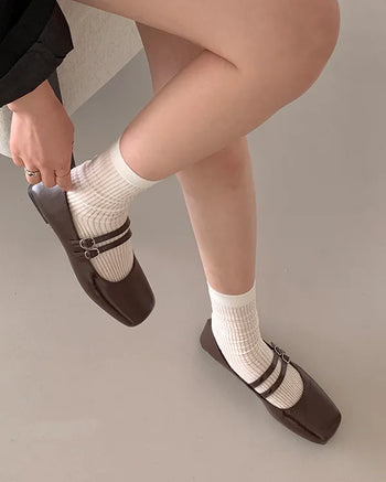 Double-strap Mary Jane flat shoes