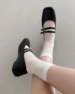 Double-strap Mary Jane flat shoes