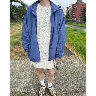Hooded windbreaker