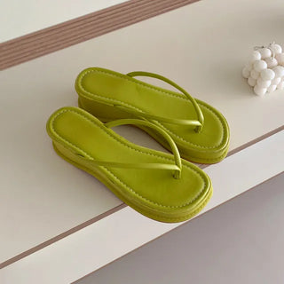 Platform beach sandals (4 colors)