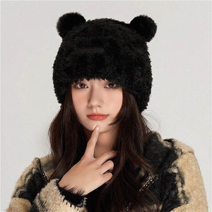 W / Beanie & Scarf