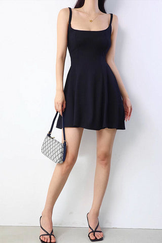 u-neck high waist a-line dress