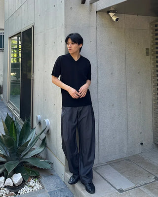 Linen V-neck short-sleeved knit