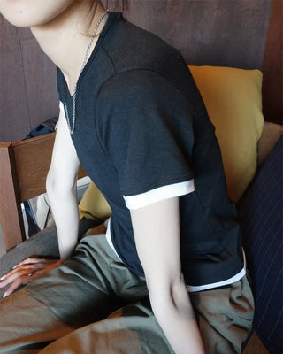 Layered short-sleeved T-shirt