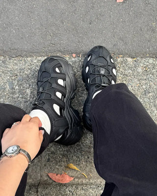 Outdoor mood string sandals