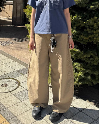 Back check pocket design pants
