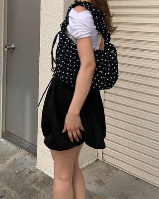 Voluminous elastic waist mini skirt