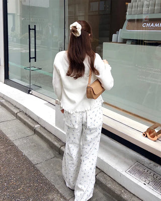 Knit frill camisole & cardigan set