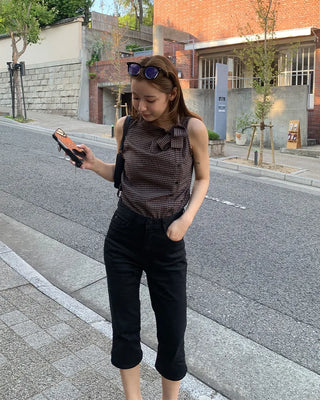 Black Capri Pants