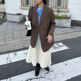 Knitted pleated skirt