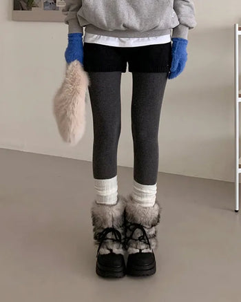 Lace-up fur warmer boots