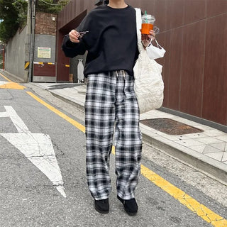 Checked wide easy pants