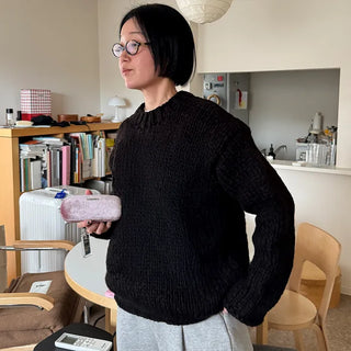 Handmade round knit