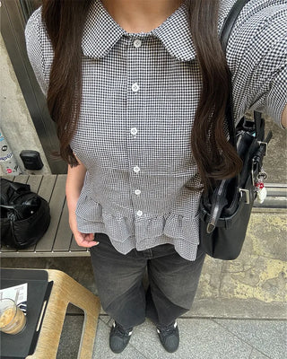 Stand-collar pleated short-sleeved blouse