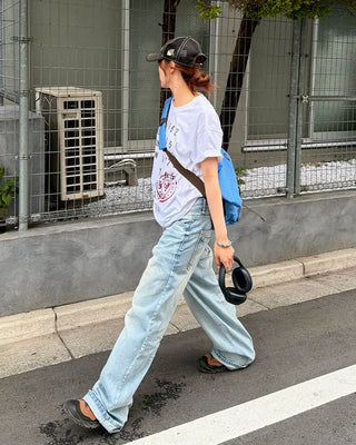 Washed double-pocket wide-leg denim