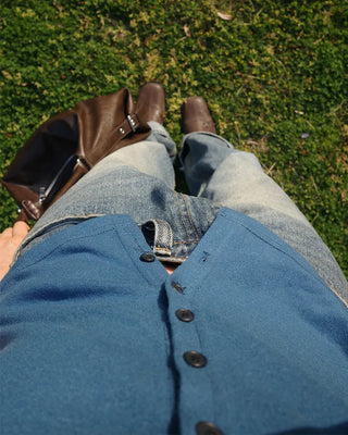 Button-down short-sleeved T-shirt