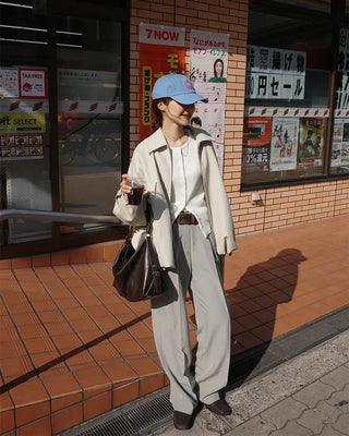 One-pleat straight slacks