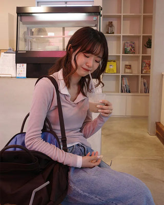 Open-collar long-sleeve T-shirt