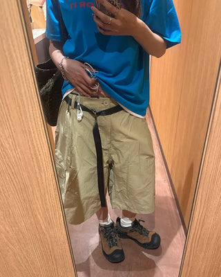 D-ring belt Bermuda shorts