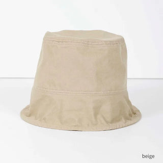 simple light bucket hat