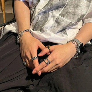 Bold chain bracelet