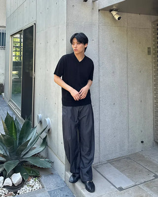 Linen V-neck short-sleeved knit