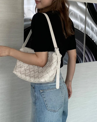 Simple round neck short-sleeved knit