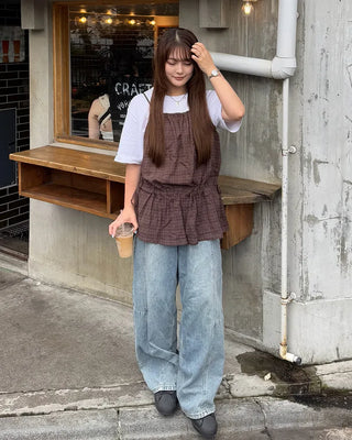 Checked sleeveless shirred blouse