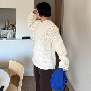 Handmade round knit
