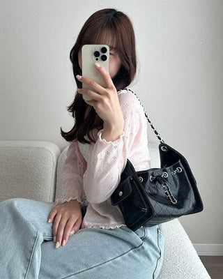 Square chain shoulder bag