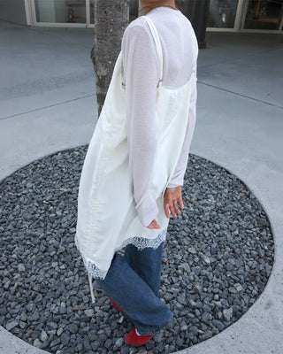 Lace-detail sleeveless dress
