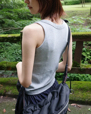 Colored ribbed sleeveless top