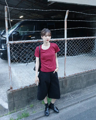 Colored short-sleeved T-shirt