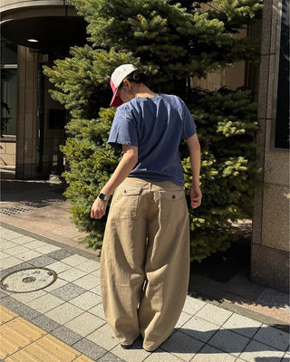 Back check pocket design pants