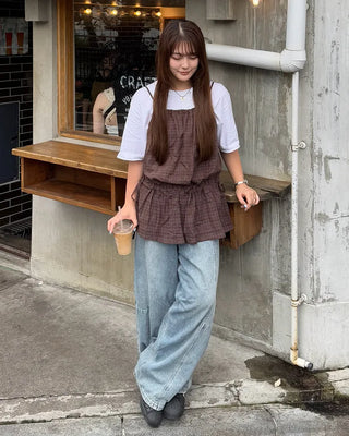 Checked sleeveless shirred blouse