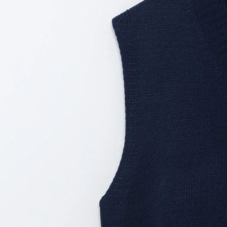 daily v neck vest