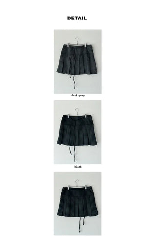 Striped pleated skirt