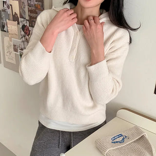 [6 colors] Button V-neck knit hoodie