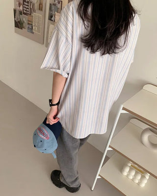 Oversized striped short-sleeved shirt