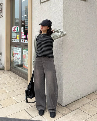 Curved silhouette washed pants