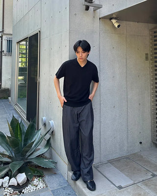 Linen V-neck short-sleeved knit